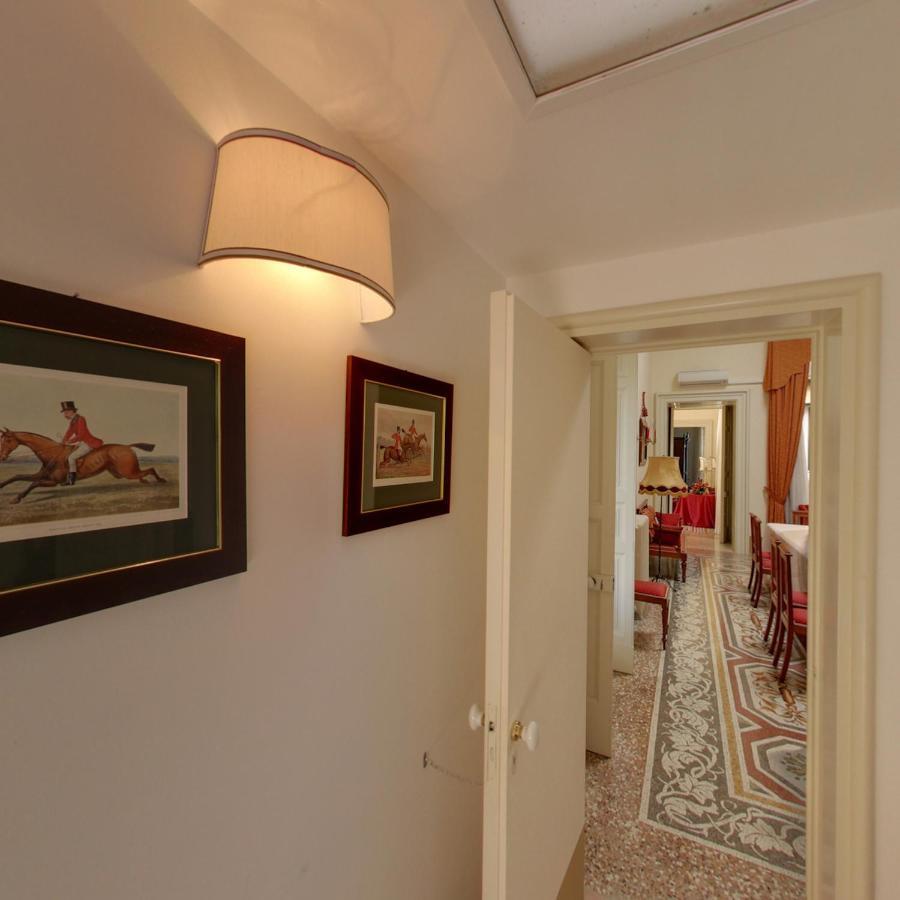 Palazzo Pio Apartment Lecce Extérieur photo