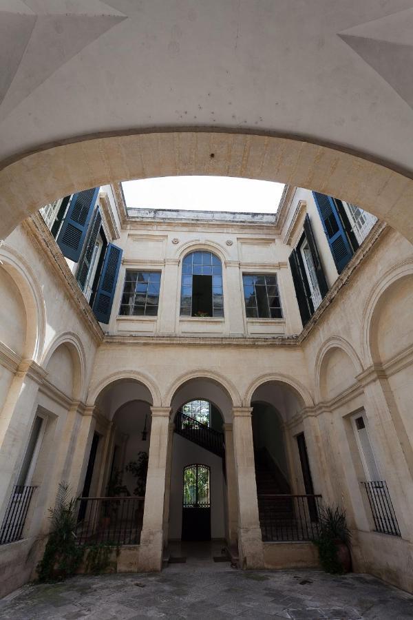 Palazzo Pio Apartment Lecce Extérieur photo